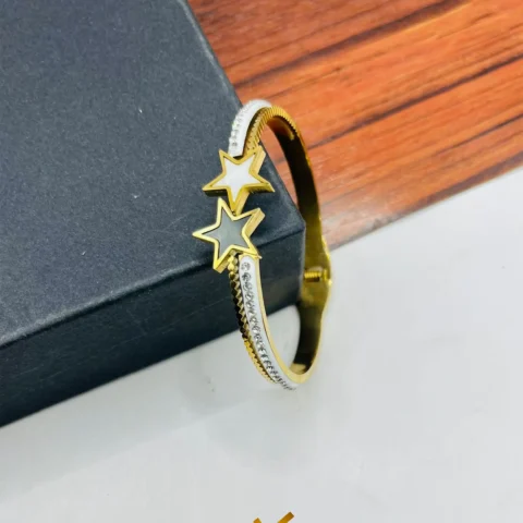 Roshan Raat - Bangles Bright Night – festive vibe