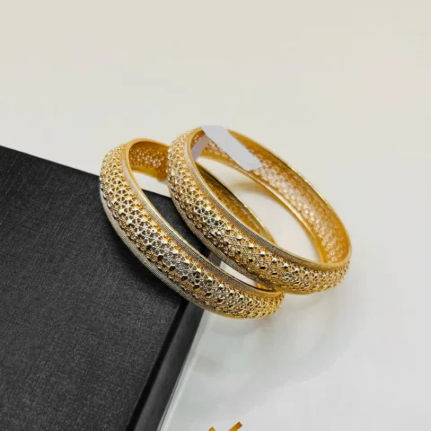 Meheran Glow - Bangles Soft golden shine with warmth