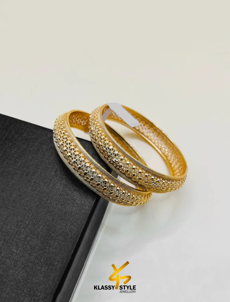 Meheran Glow - Bangles Soft golden shine with warmth