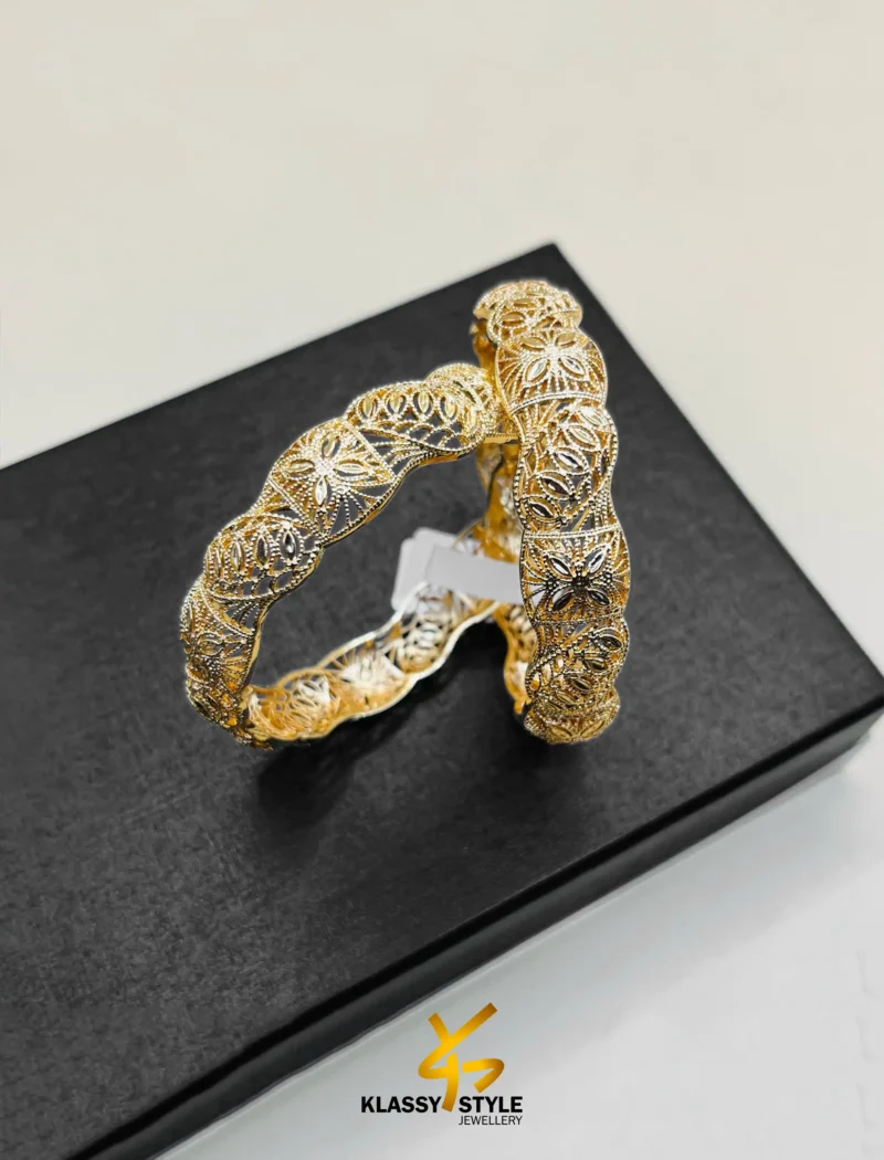 Gulbadan - Bangles Romantic and timeless