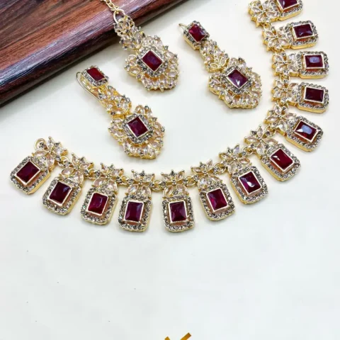 Laal Ishq